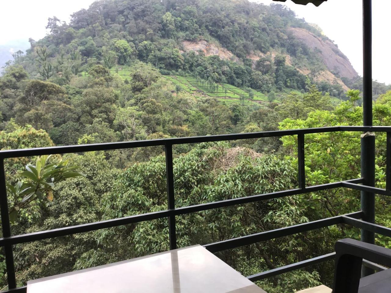 Wild Elephant Eco Friendly Resort Munnar Kültér fotó